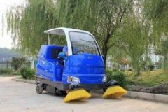 扫地车